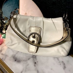 🤍SOLD🤍 NWT Coach Soho Buckle Bag